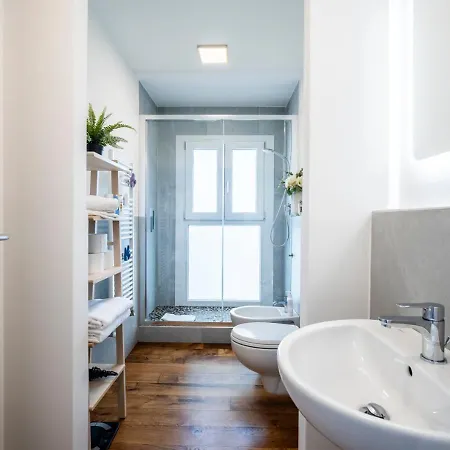 Apartman Di Design Vicino Al Tram E Al Centro