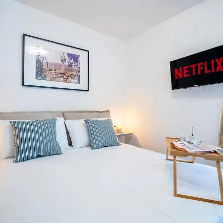 Apartman Di Design Vicino Al Tram E Al Centro