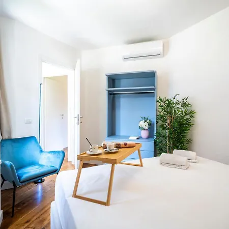 Di Design Vicino Al Tram E Al Centro Apartman *